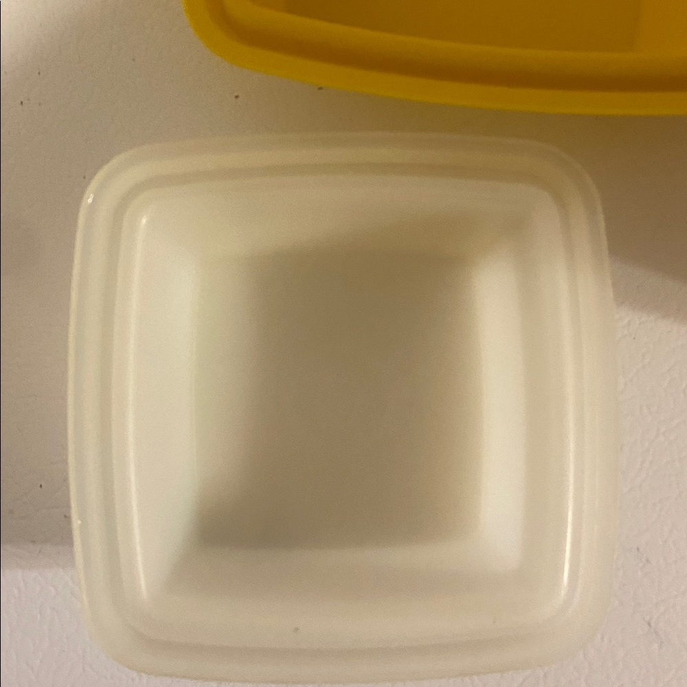 Tupperware Yellow Storage Set - Picture 5 of 5